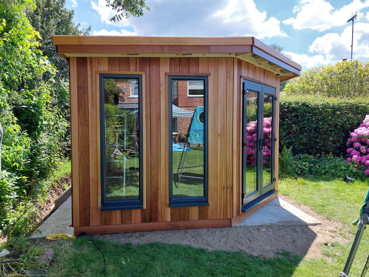 Corner Summerhouse in Cedar