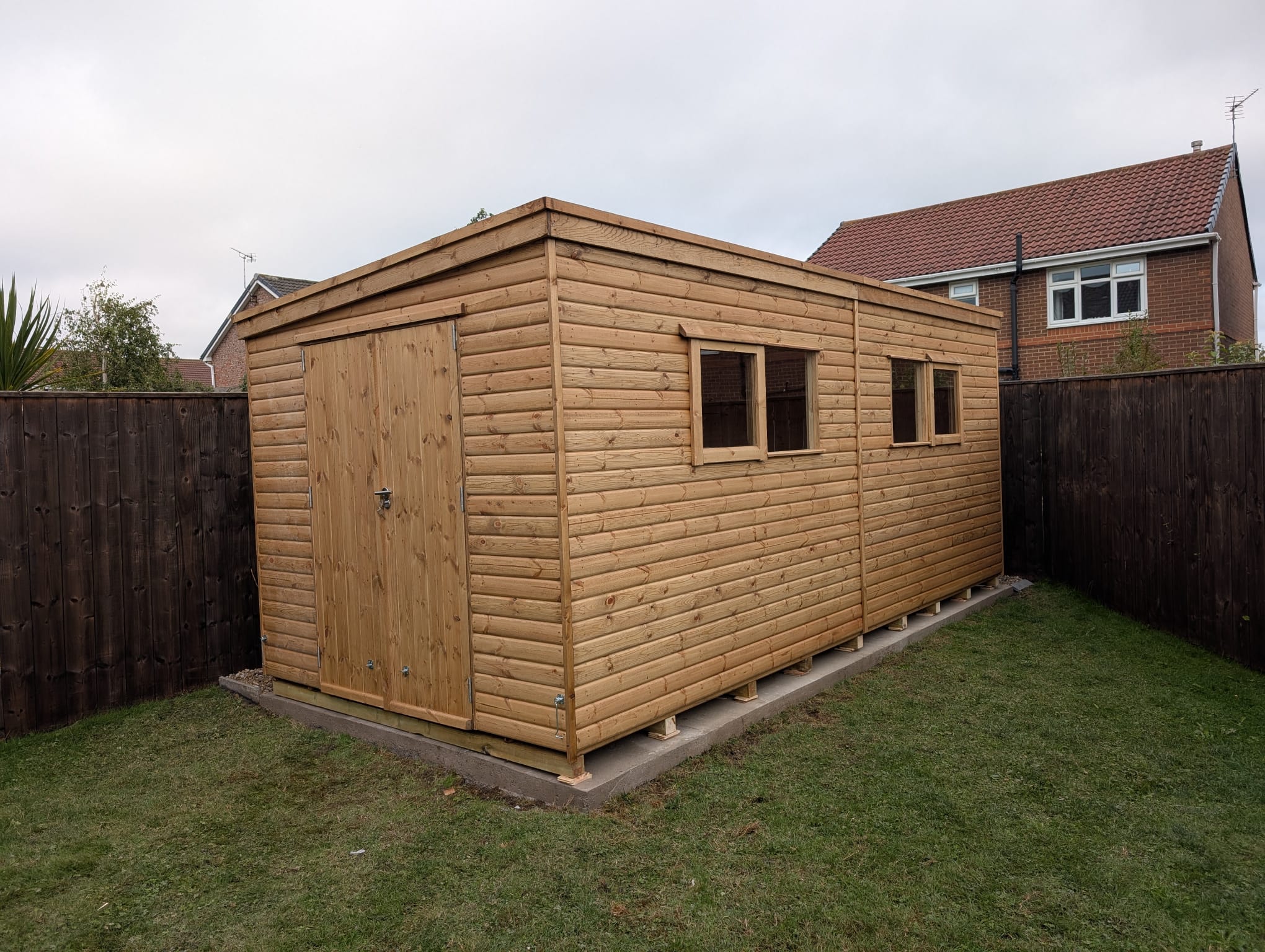 18ft x 8ft workshop
